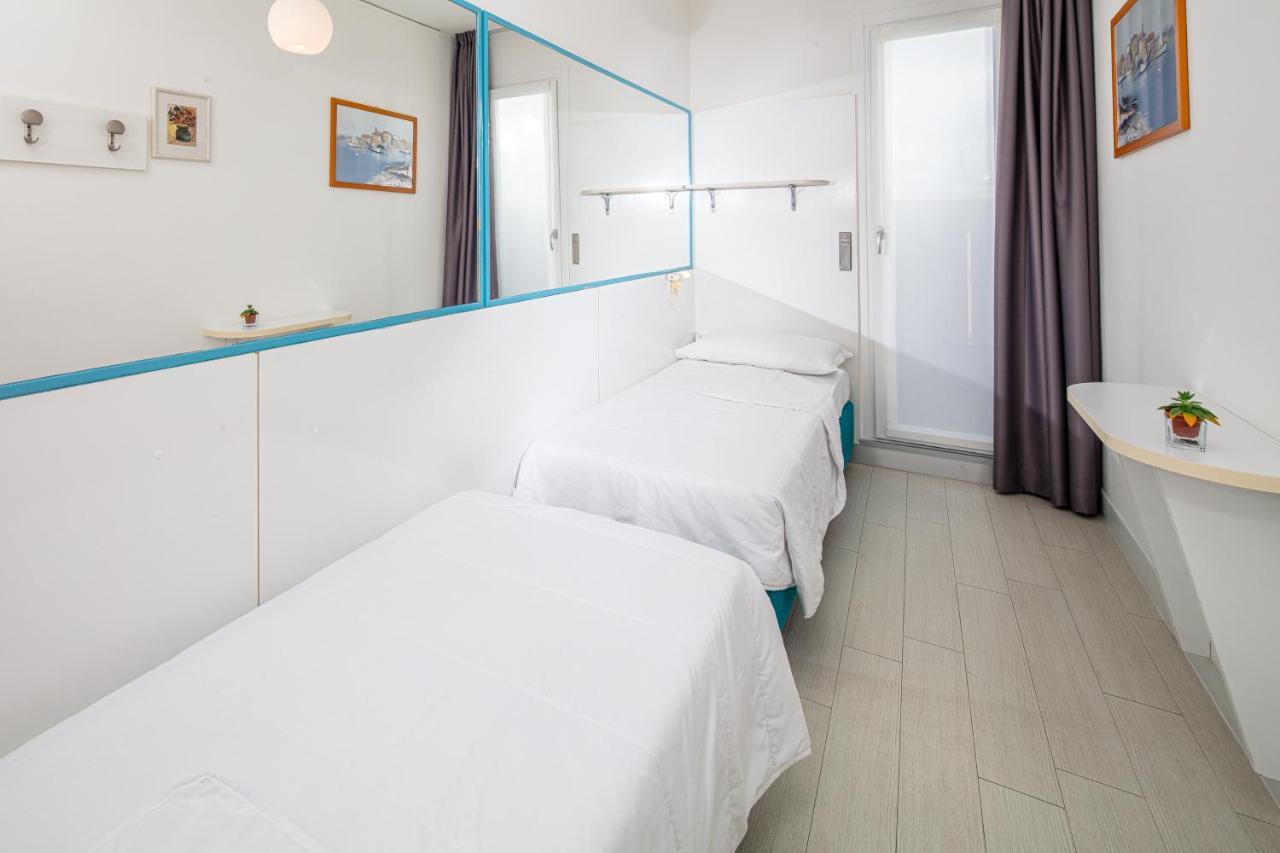 Hotel Alexander بيبيوني المظهر الخارجي الصورة
